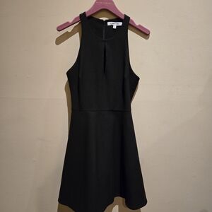 Elizabeth And James Elegant Black Mini Dress Size 6